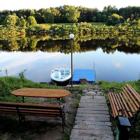 Kentavr Hotel Новополоцьк Екстер'єр фото