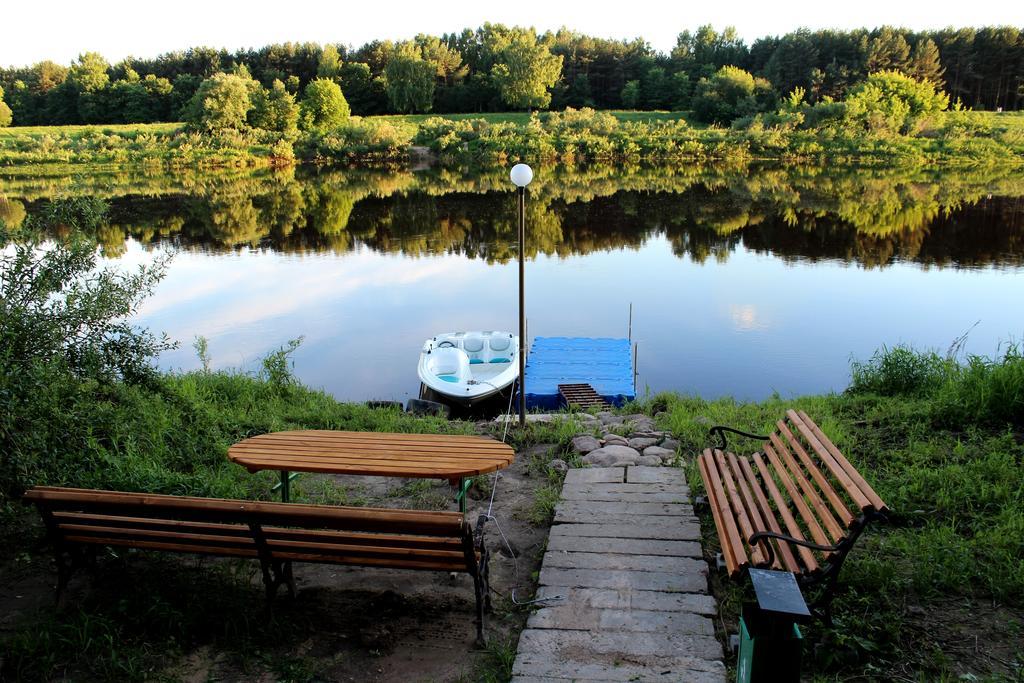 Kentavr Hotel Новополоцьк Екстер'єр фото