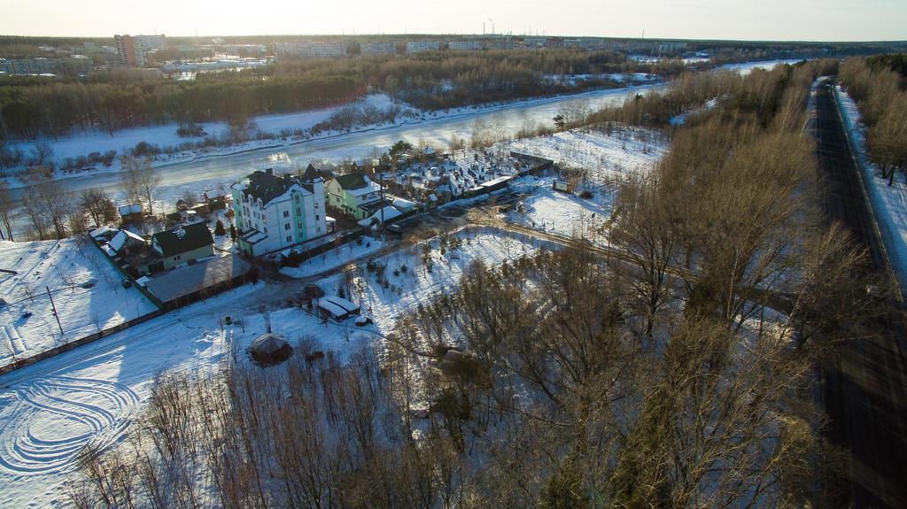 Kentavr Hotel Новополоцьк Екстер'єр фото